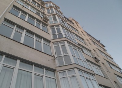 Крупногабаритная квартира в Севастополе (р-н «Малахов Курган»)